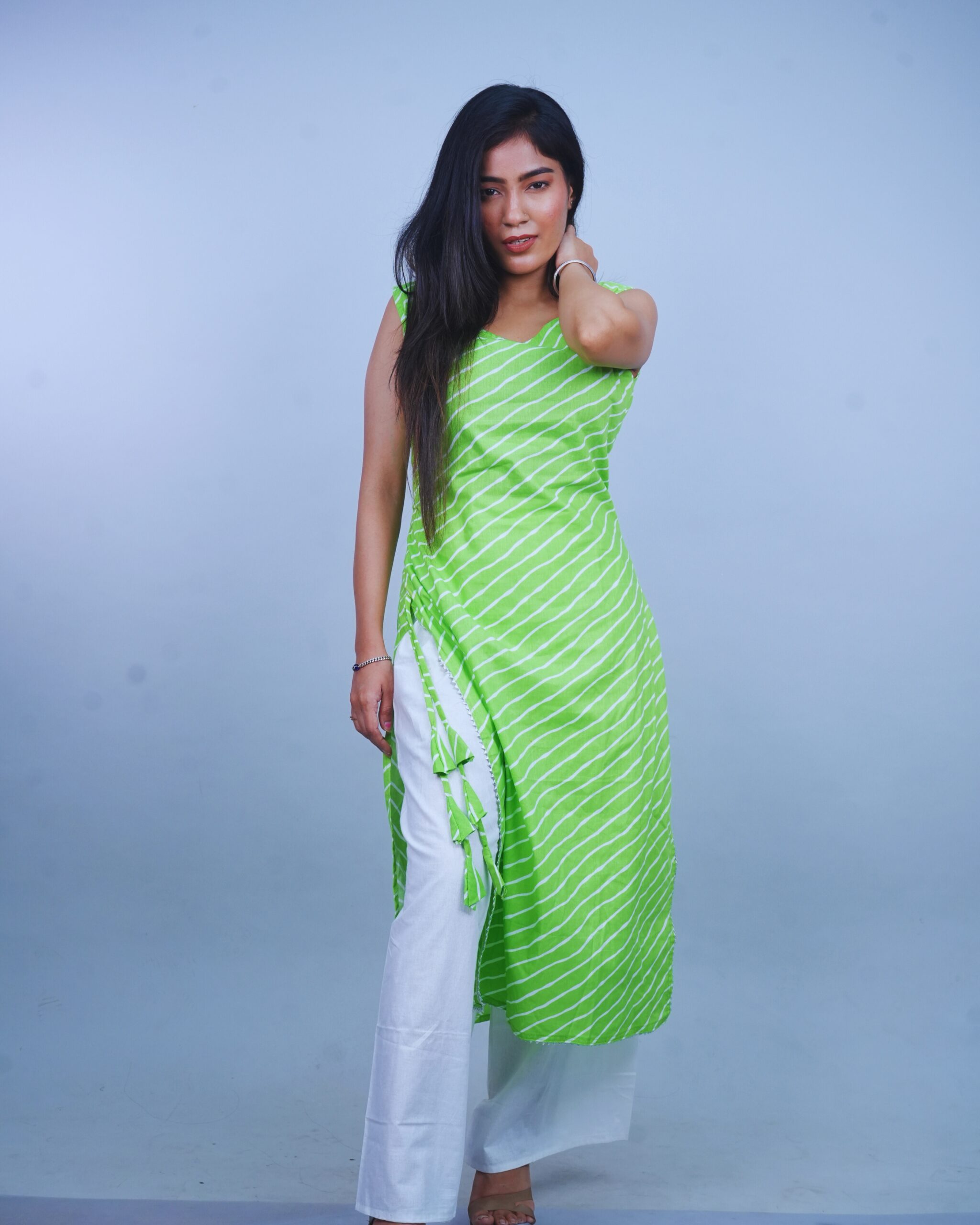 Bee Noor Green Kurti Palazzo Set – Elegant & Comfortable Ethnic Wear